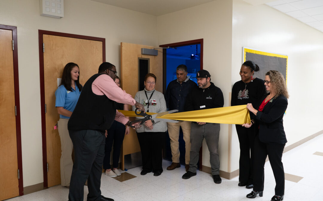 Rymfire Elementary Schools Cuts Ribbon on New Sensory Room for Students