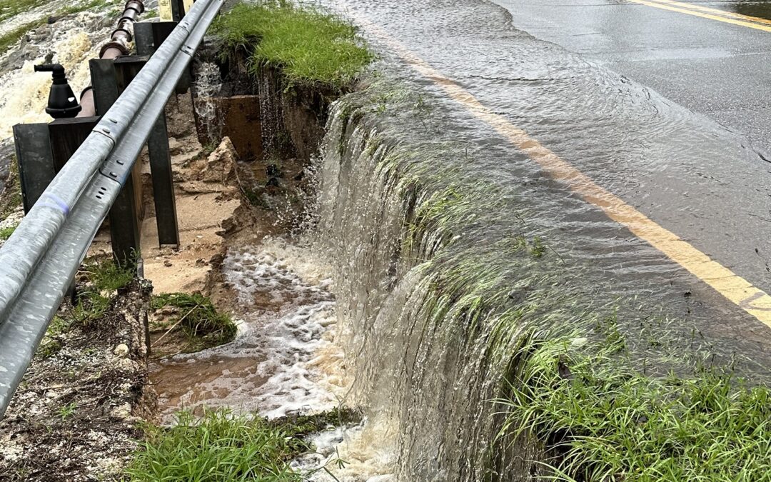 Old Kings Road Closed at Utility Drive and Oak Trails Boulevard Due to Road Failure